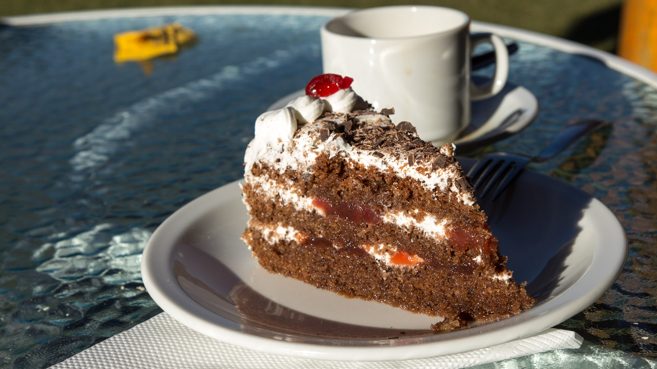 Stück Schwarzwälder Kirschtorte - CCCFr Kaffekränzchen @ smtw